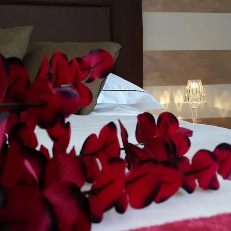 Carone Suite-charme&pool Couette-café Polignano a Mare