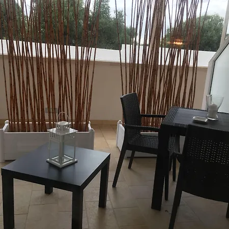 Carone Suite-charme&pool Couette-café