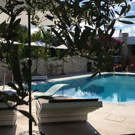 Carone Suite-charme&pool Polignano a Mare