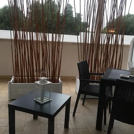 Alojamento de Acomodação e Pequeno-almoço Carone Suite-charme&pool Polignano a Mare