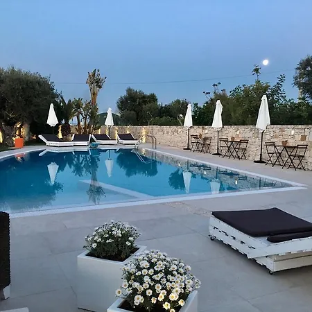 Bed & Breakfast Carone Suite-charme&pool