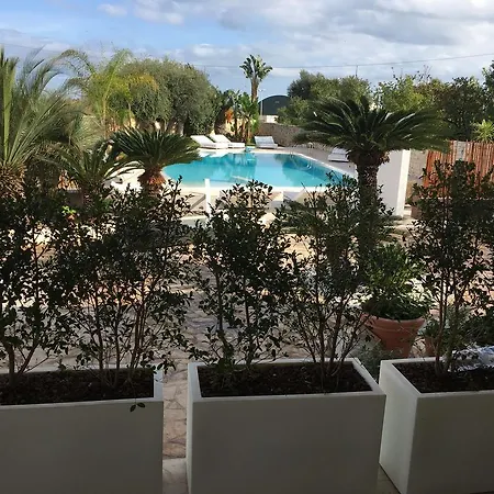 Frühstückspension Carone Suite-charme&pool