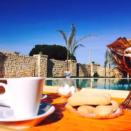 Bed & Breakfast Carone Suite-charme&pool