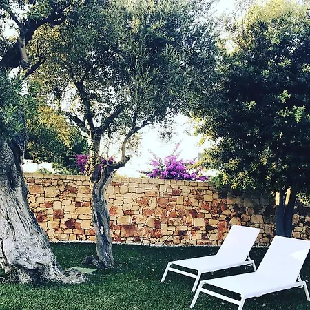 Carone Suite-charme&pool Polignano a Mare