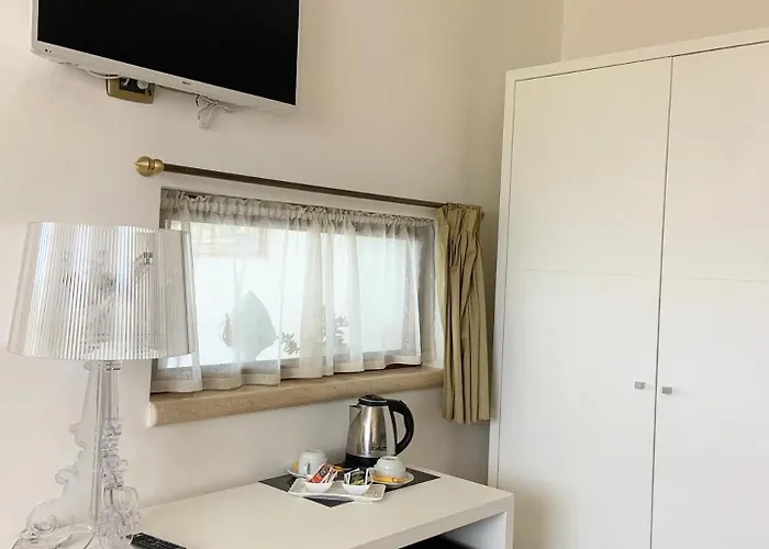 Carone Suite-charme&pool Bed and breakfast Polignano a Mare