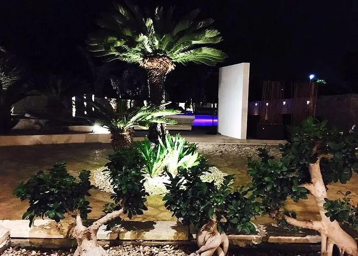 Carone Suite-charme&pool Bed and breakfast